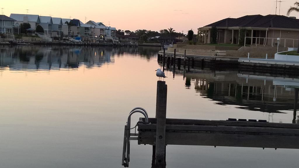 Waterside Canal Dreams Mandurah Exterior foto